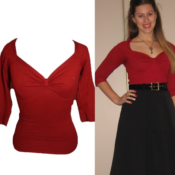 Red sweetheart sweater - Picture 5 of 5